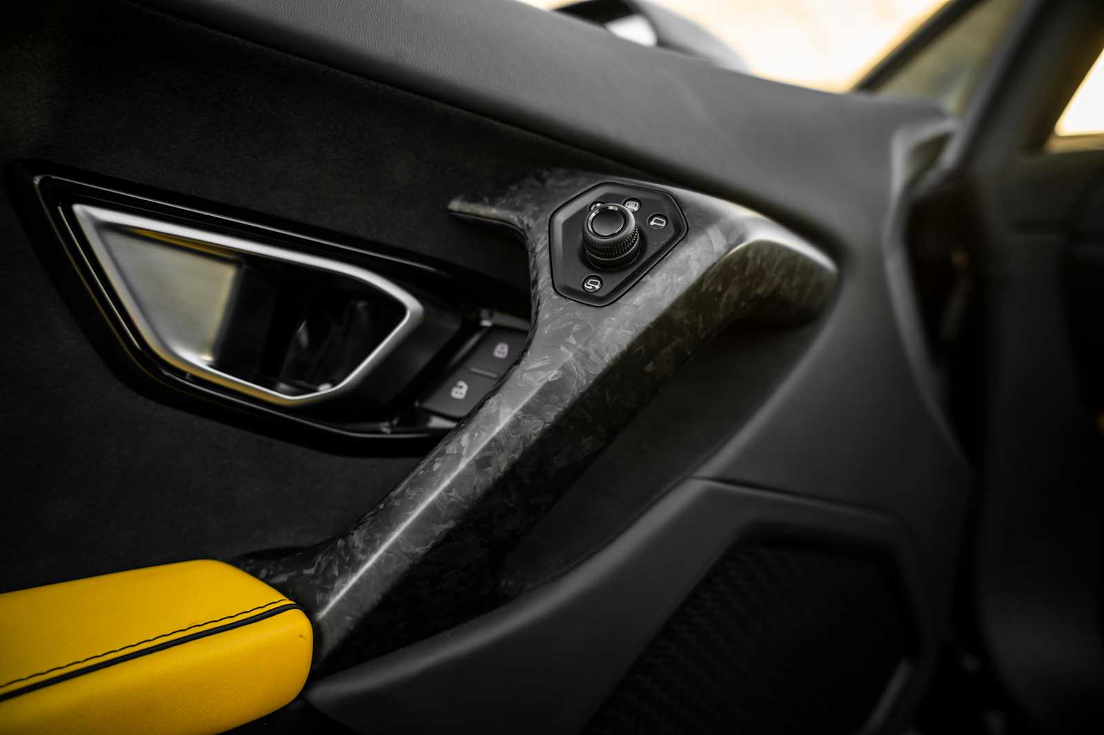 used 2021 Lamborghini Huracan EVO car, priced at $259,998