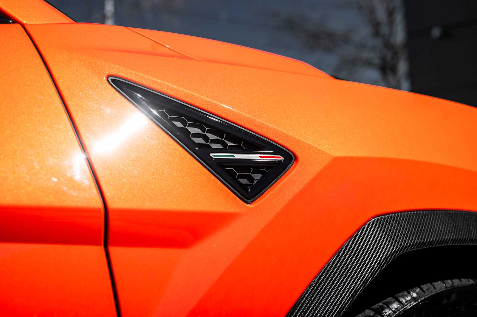 used 2024 Lamborghini Urus car, priced at $323,800