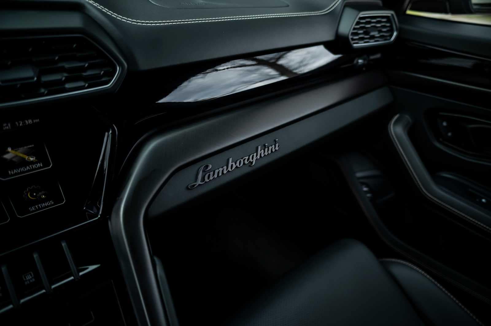 2023 Lamborghini Urus S - Photo 53