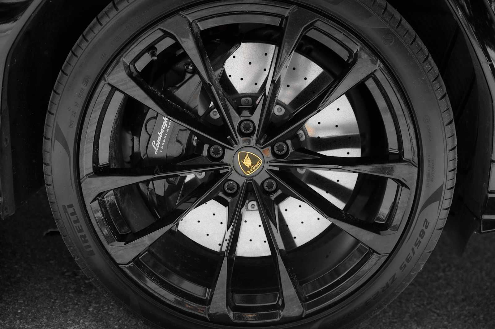 2024 Lamborghini Urus S - Photo 6