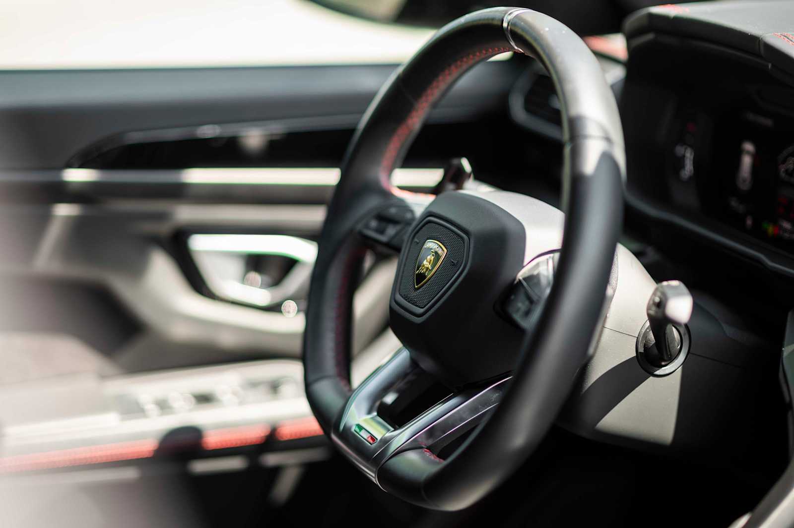 used 2021 Lamborghini Urus car, priced at $198,900