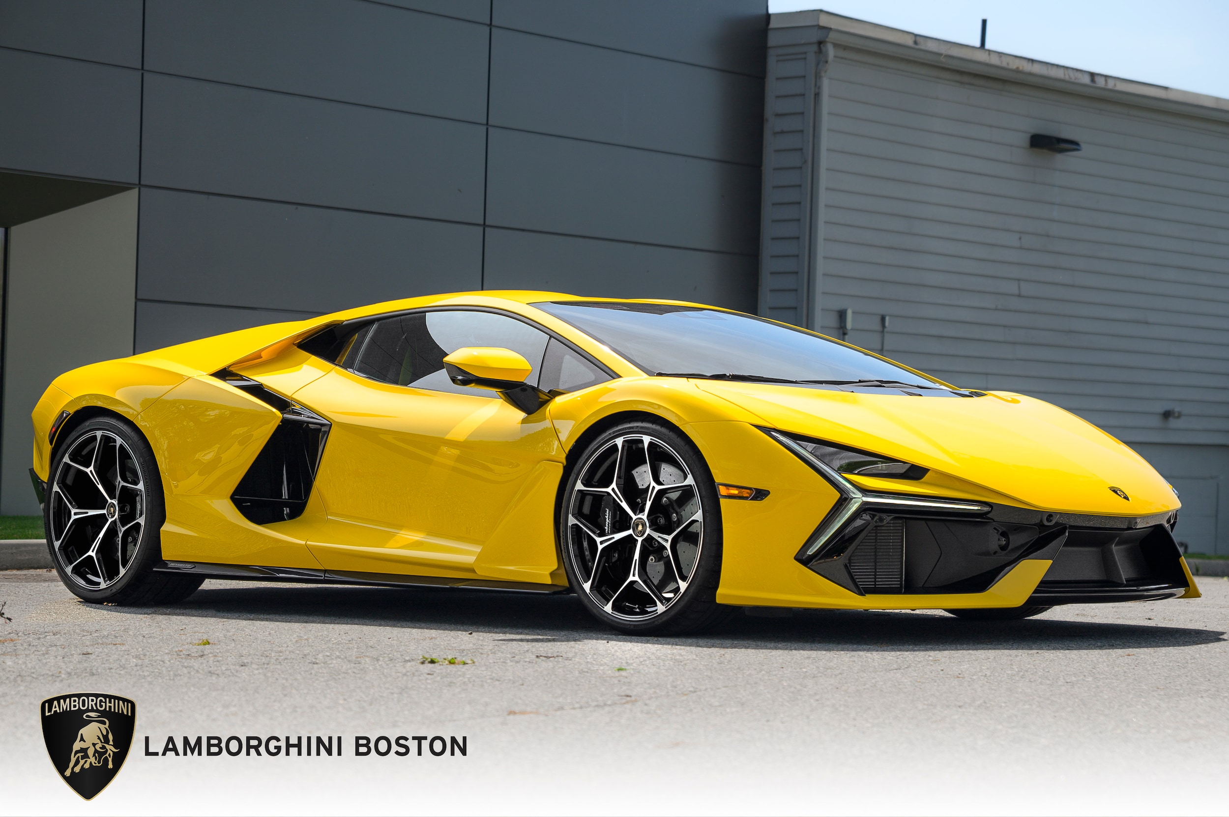 2025 Lamborghini Revuelto 6.5 DCT 4WD's photo