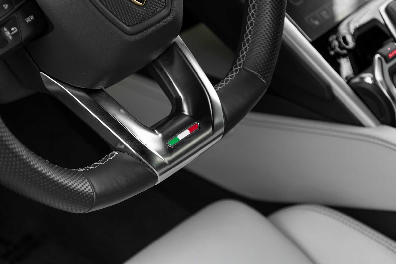 used 2019 Lamborghini Urus car, priced at $163,988