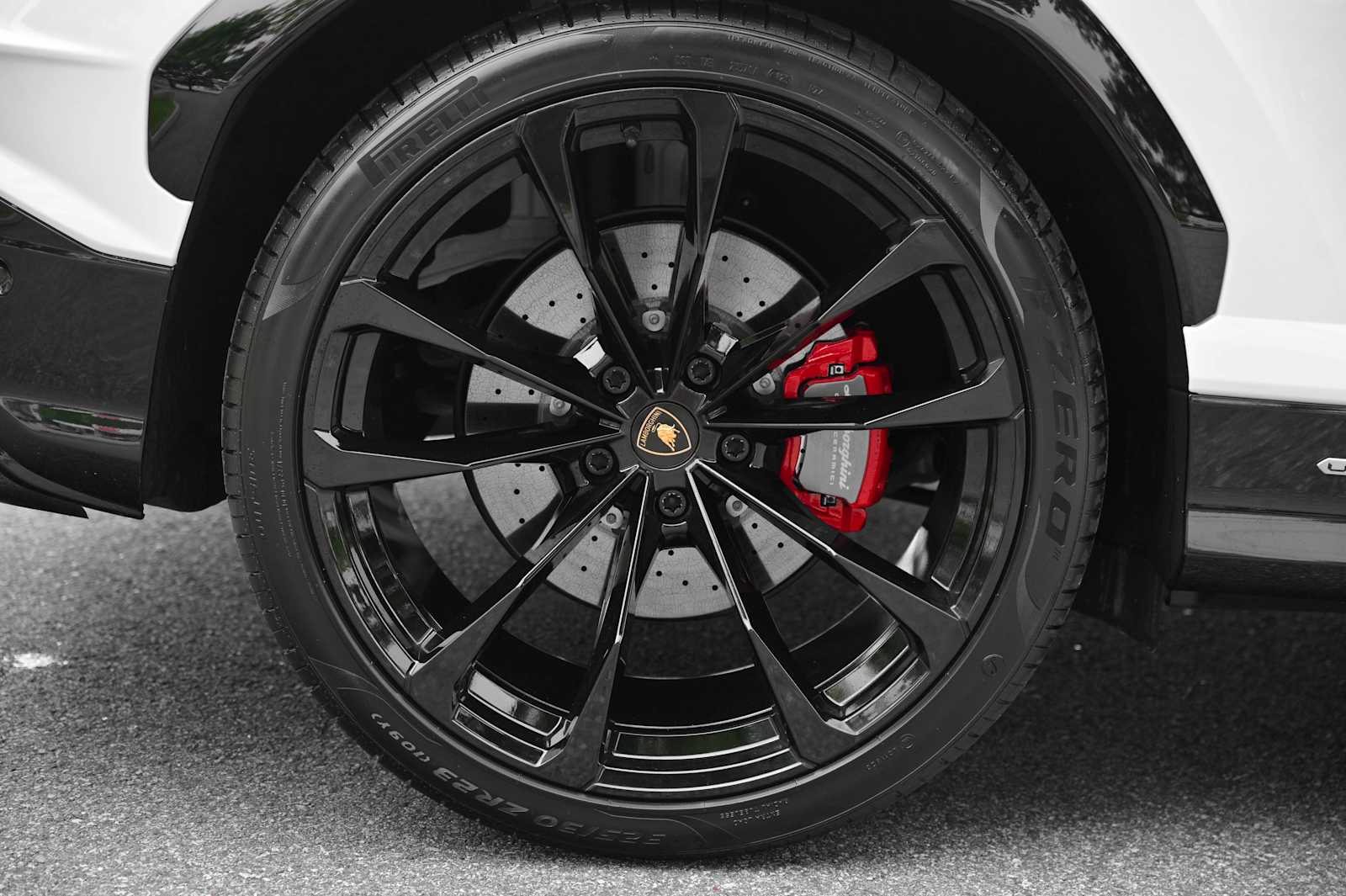 2024 Lamborghini Urus S - Photo 22