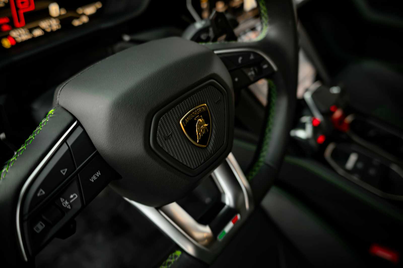 used 2024 Lamborghini Urus car, priced at $268,788