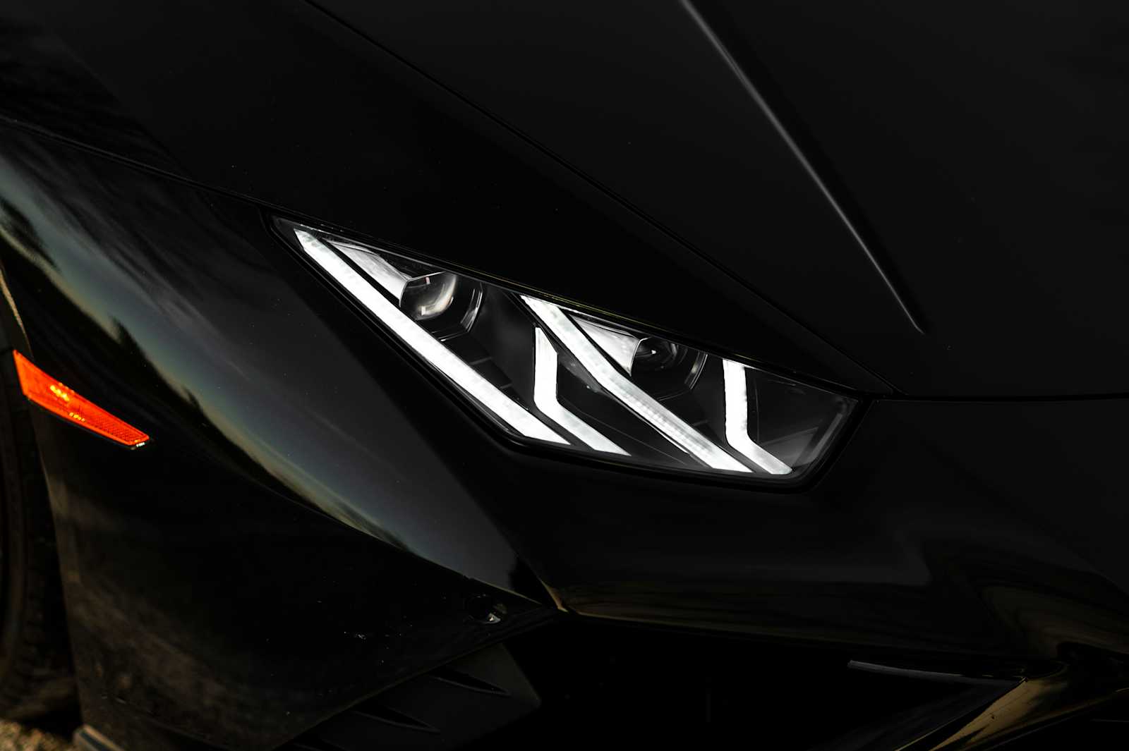 used 2021 Lamborghini Huracan EVO car, priced at $259,998