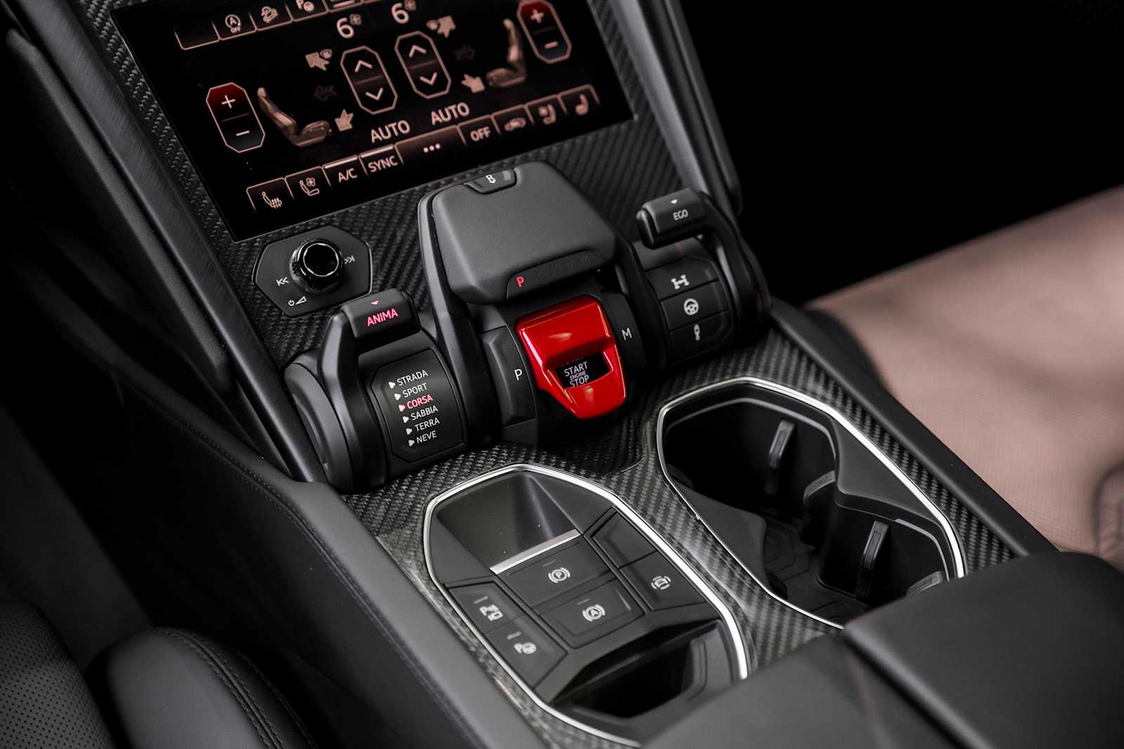 2024 Lamborghini Urus S - Photo 52