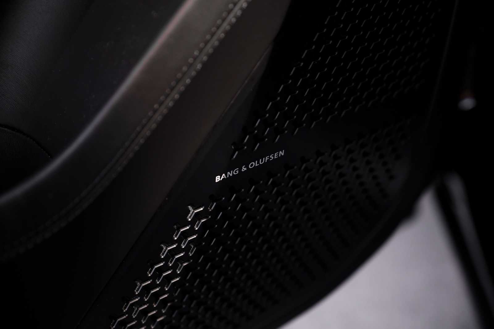 2024 Lamborghini Urus S - Photo 41