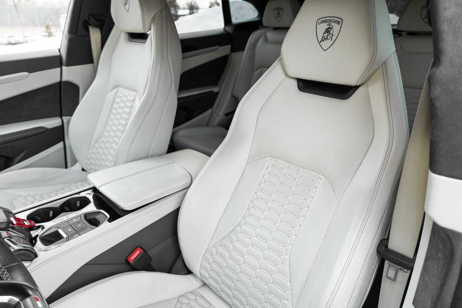 used 2019 Lamborghini Urus car, priced at $163,988