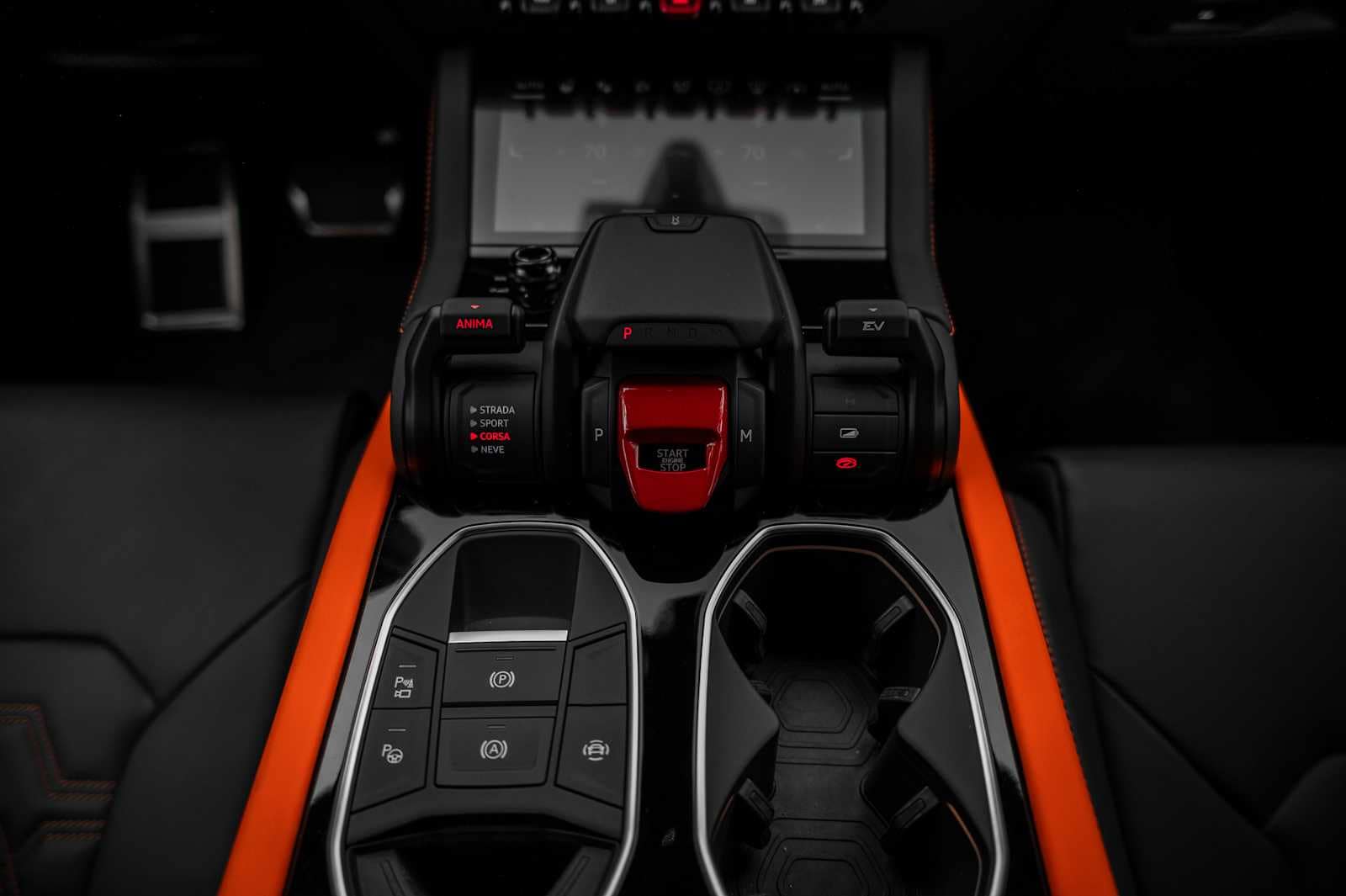 2025 Lamborghini Urus SE - Photo 35
