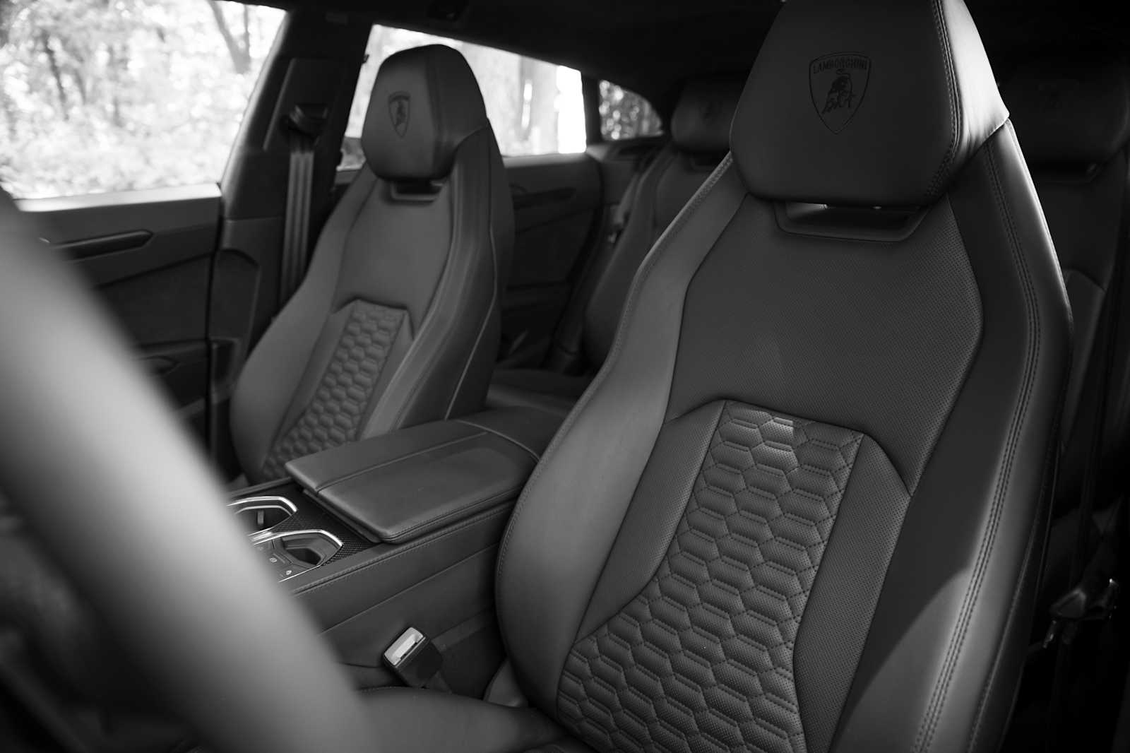 2024 Lamborghini Urus S - Photo 32