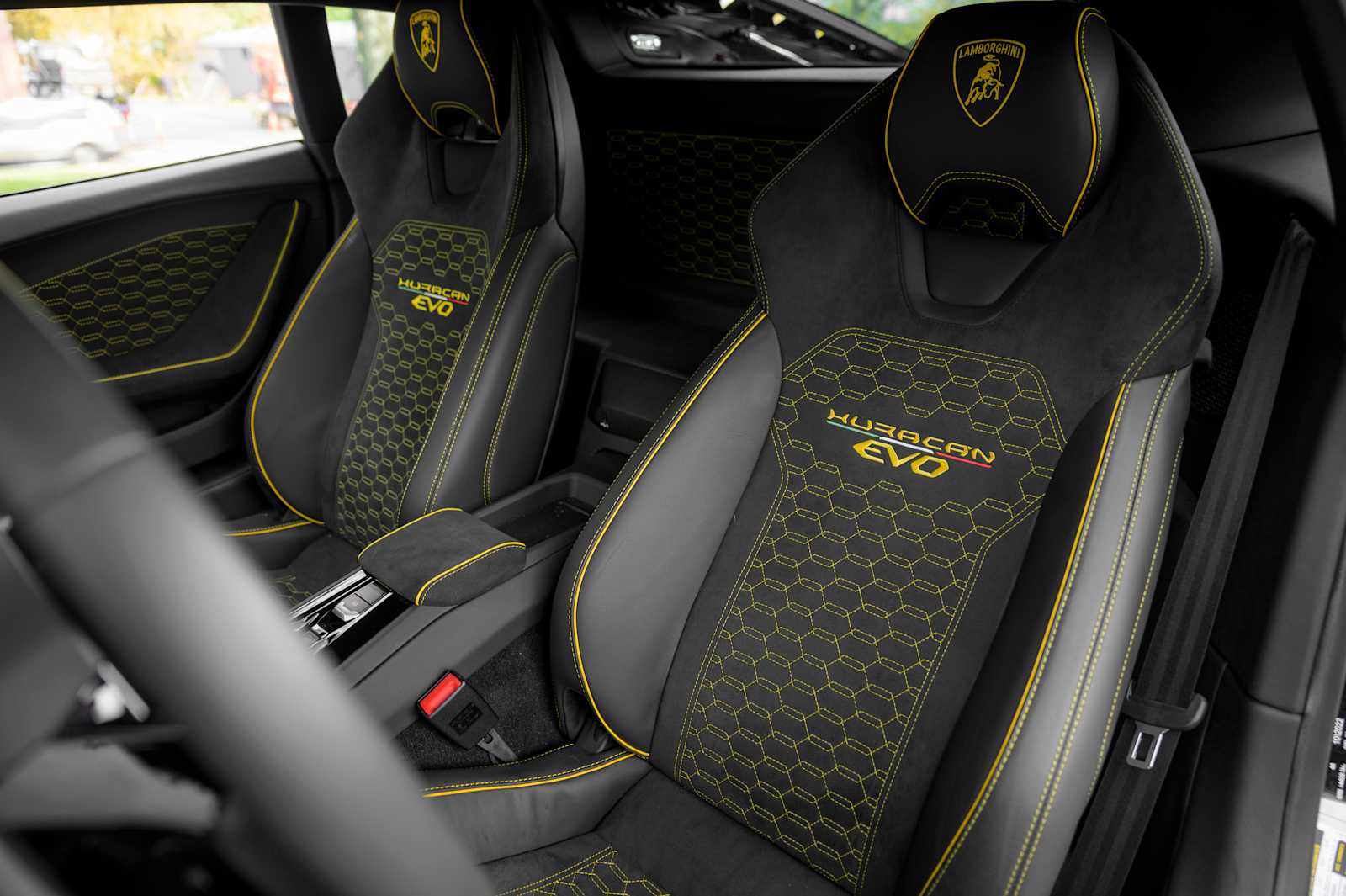 Used 2023 Lamborghini Huracan EVO Coupe RWD