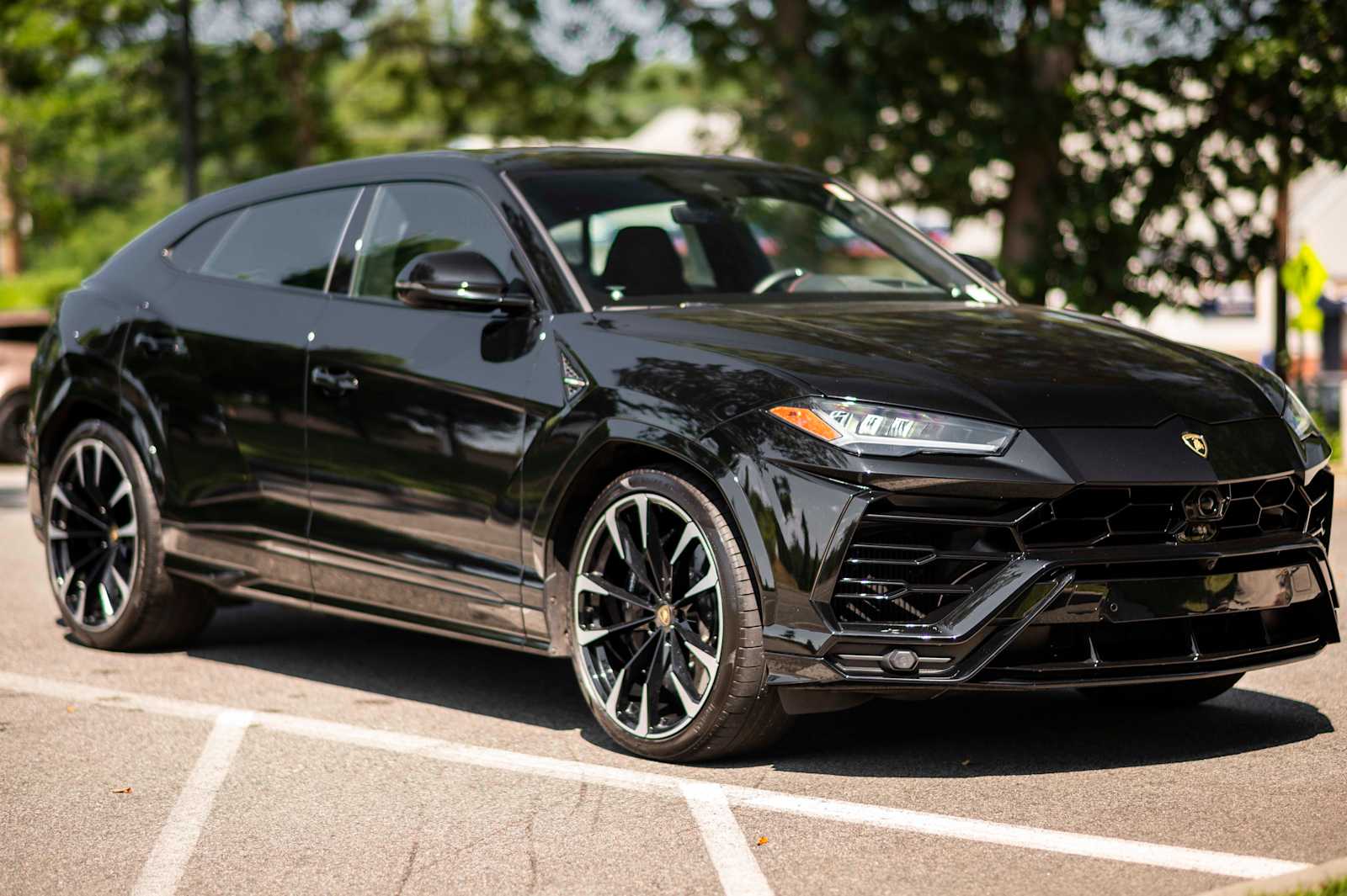 used 2021 Lamborghini Urus car, priced at $198,900
