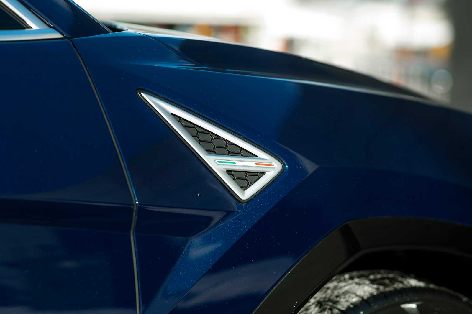 used 2024 Lamborghini Urus car, priced at $265,988