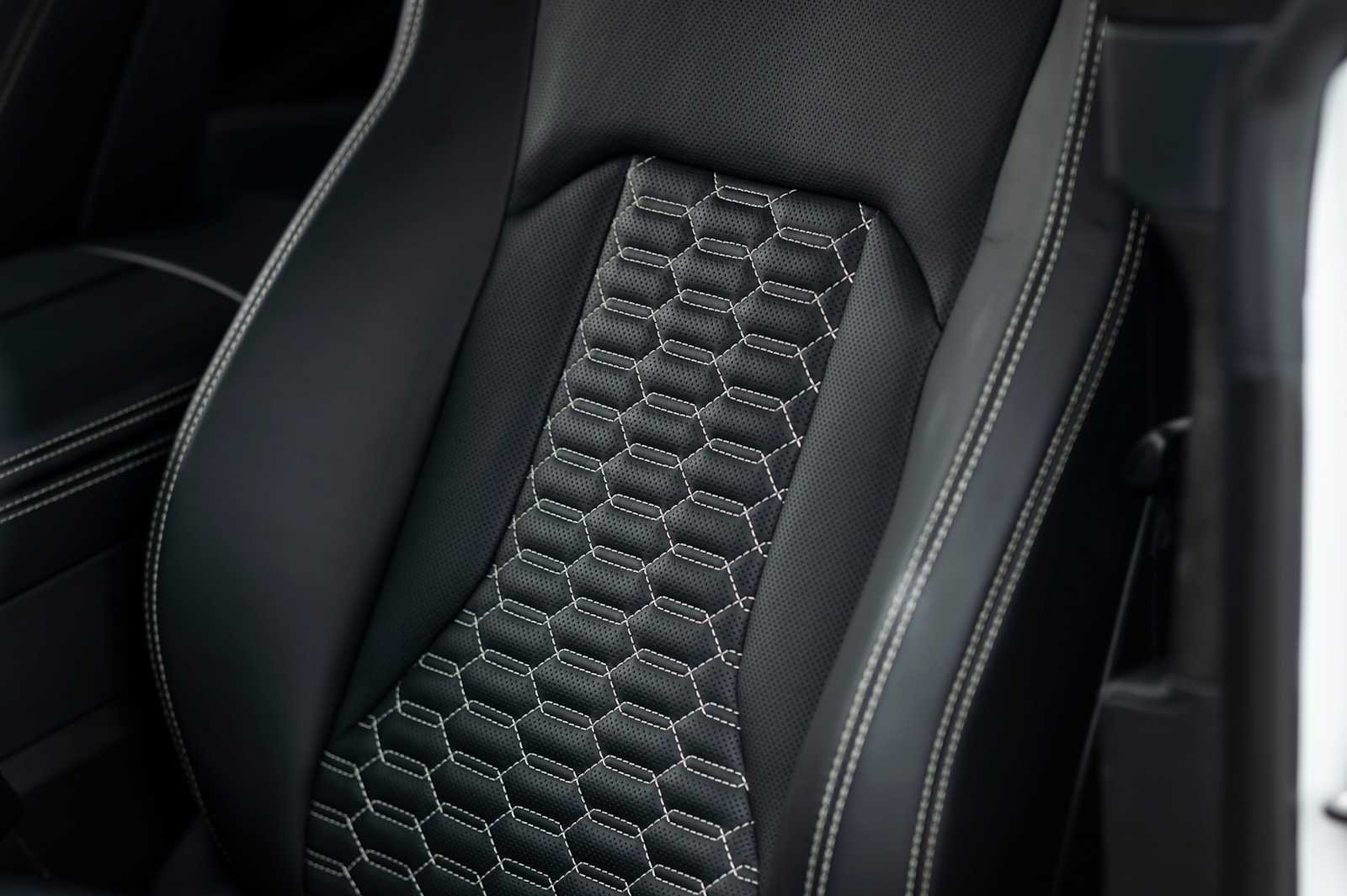 2023 Lamborghini Urus S - Photo 25