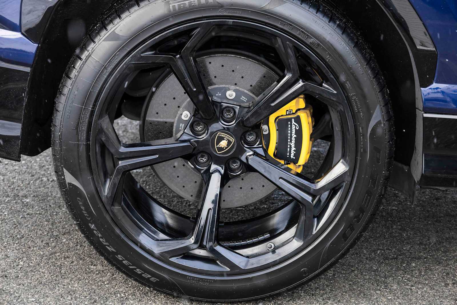 used 2019 Lamborghini Urus car, priced at $163,988