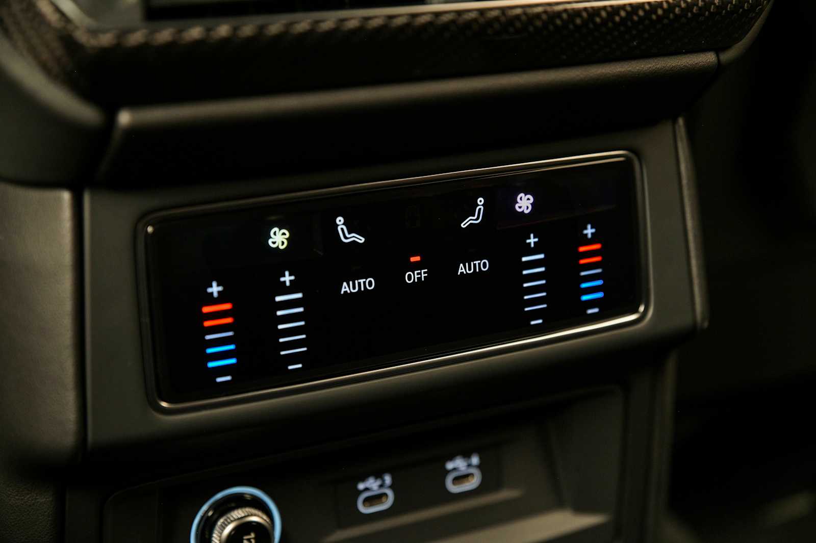 2024 Lamborghini Urus S - Photo 39