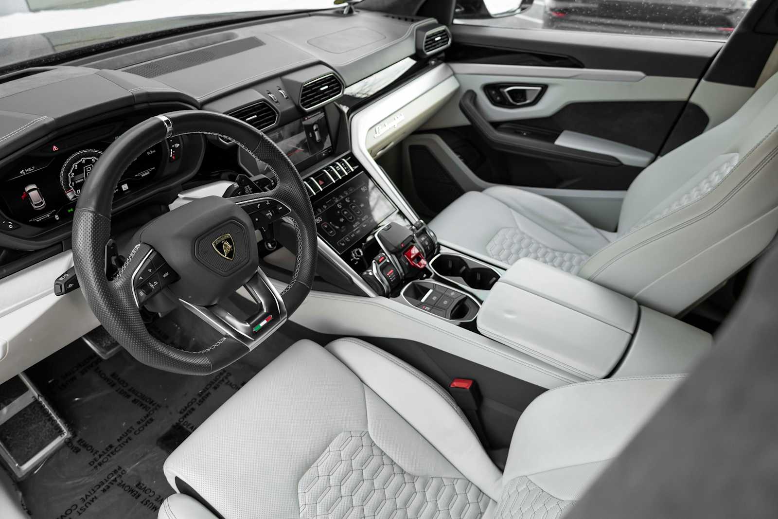 used 2019 Lamborghini Urus car, priced at $163,988