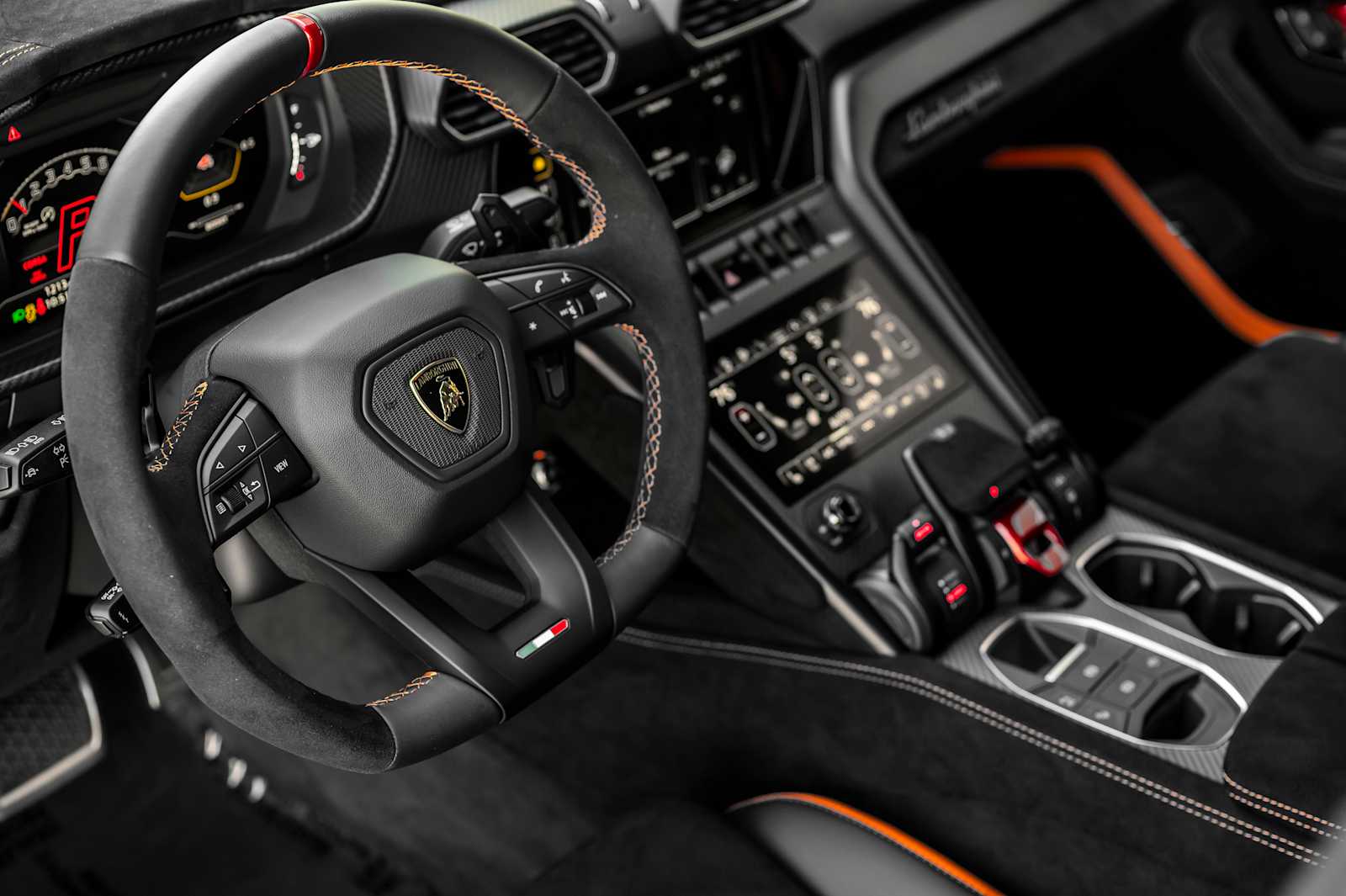 used 2024 Lamborghini Urus car, priced at $323,800