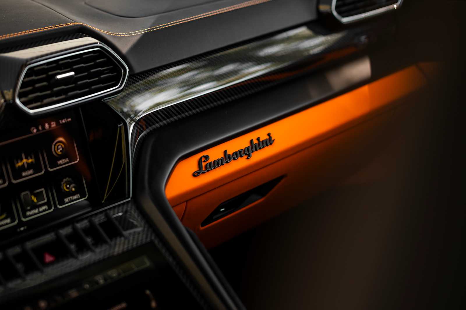 used 2024 Lamborghini Urus car, priced at $263,788