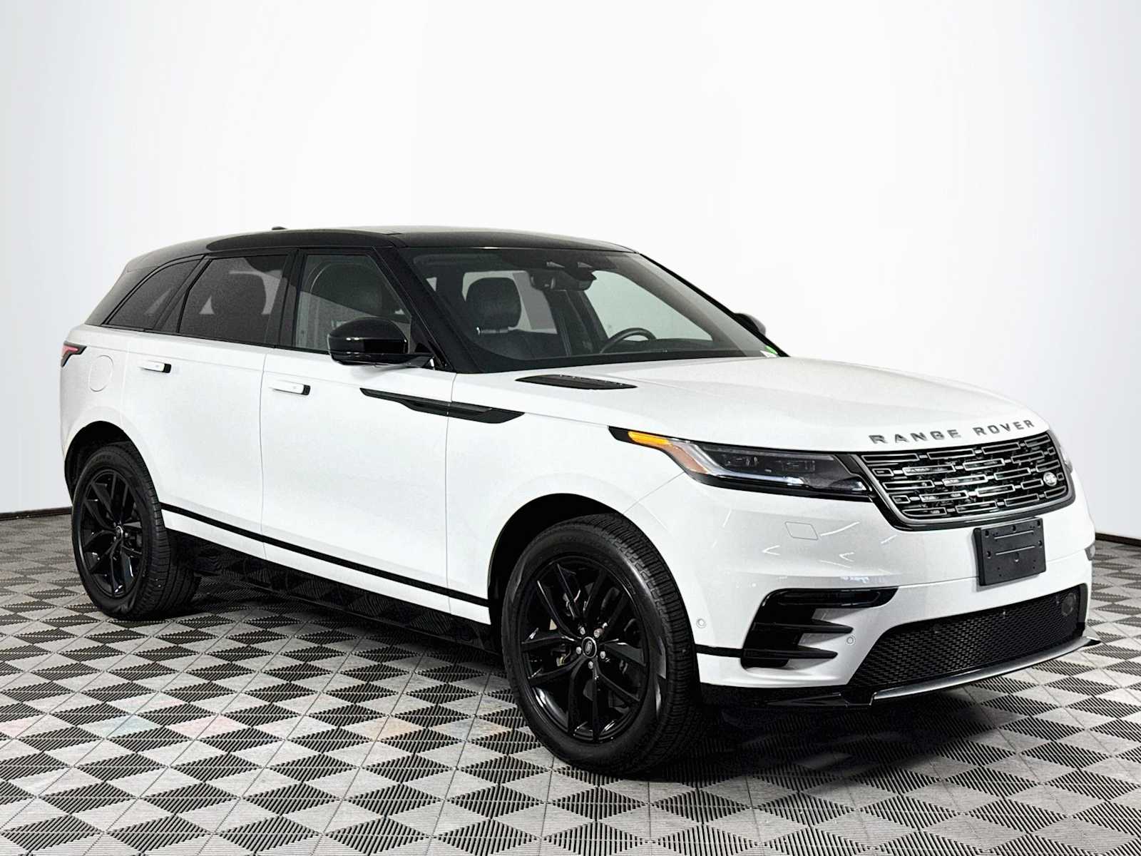 Certified 2026 Land Rover Range Rover Velar P250 Dynamic SE SUV