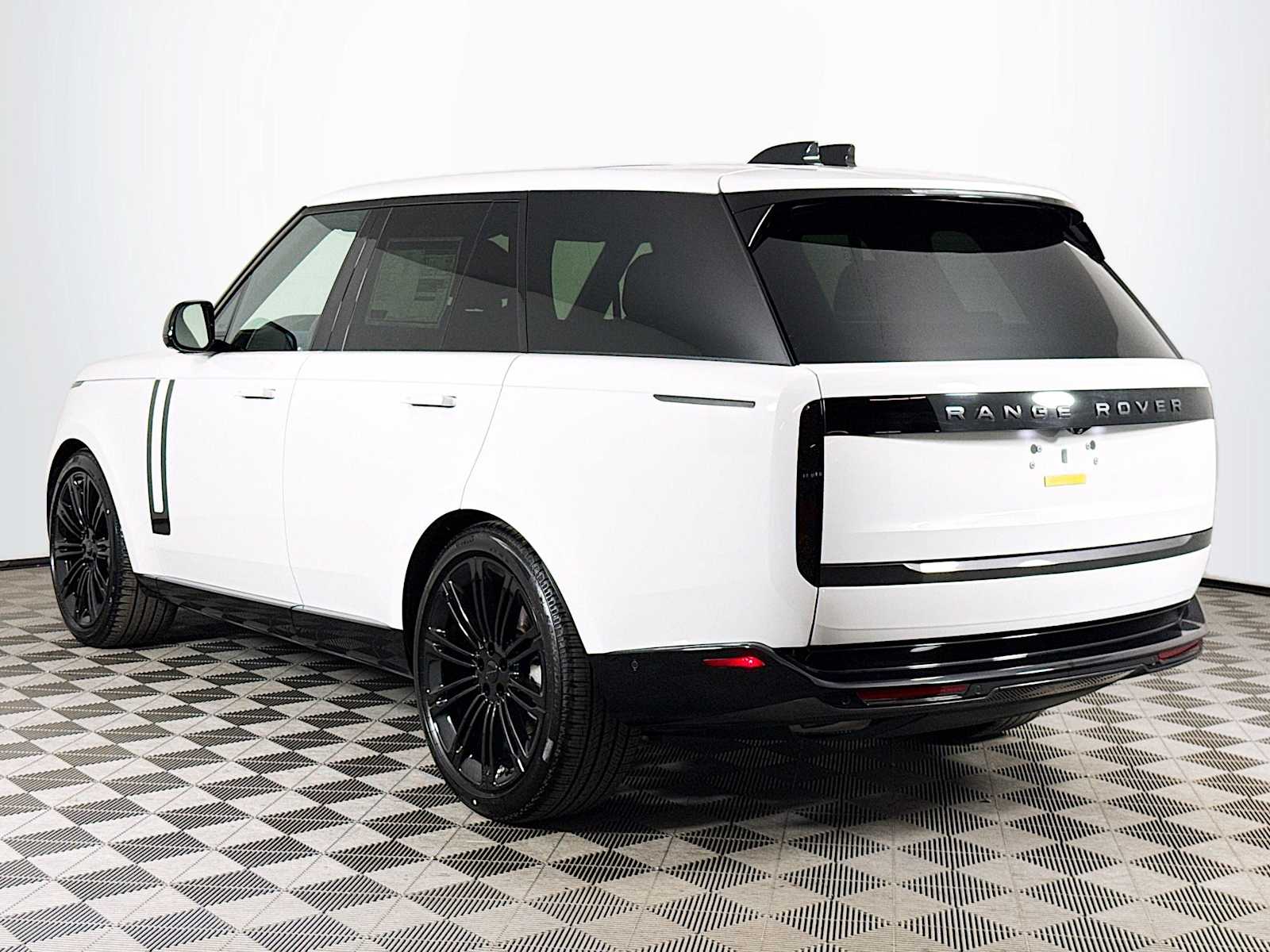 2026 Land Rover Range Rover SE - Photo 7