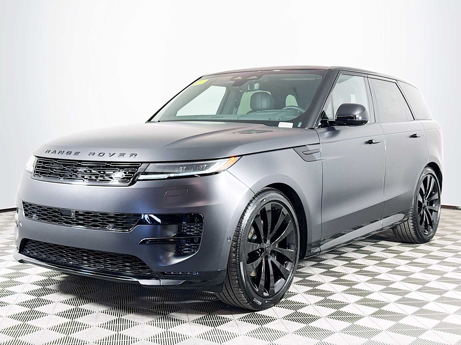 2026 Land Rover Range Rover Sport P400 Dynamic SE AWD