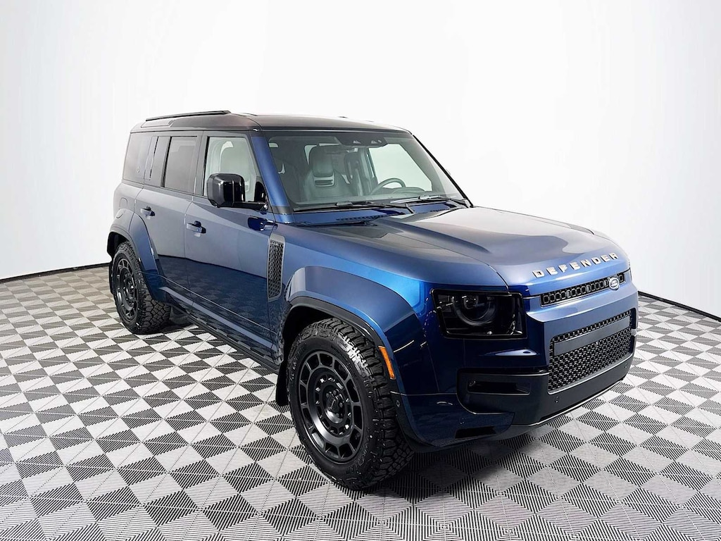 New 2026 Land Rover Defender Octa SUV