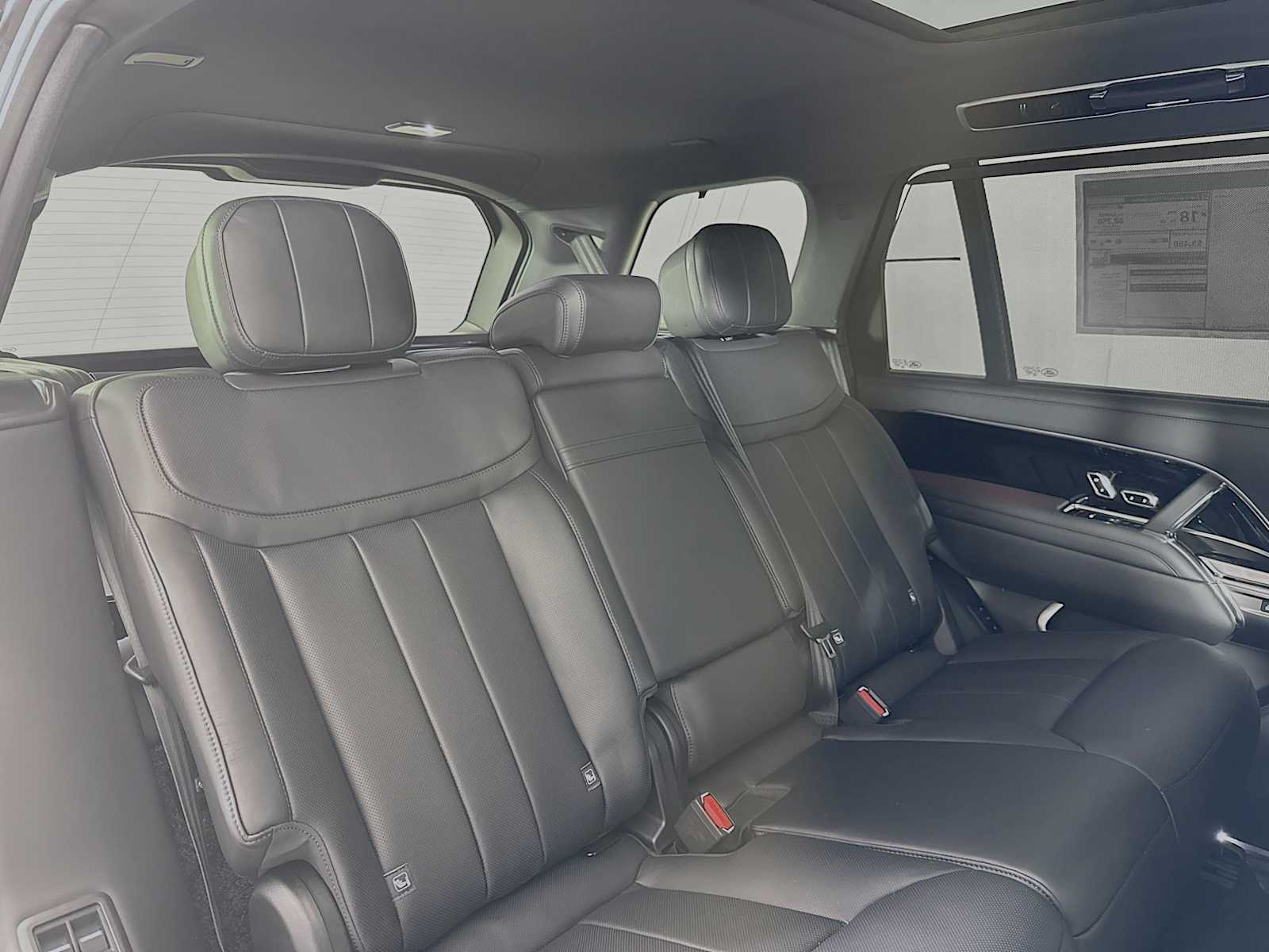 2026 Land Rover Range Rover SE - Photo 29