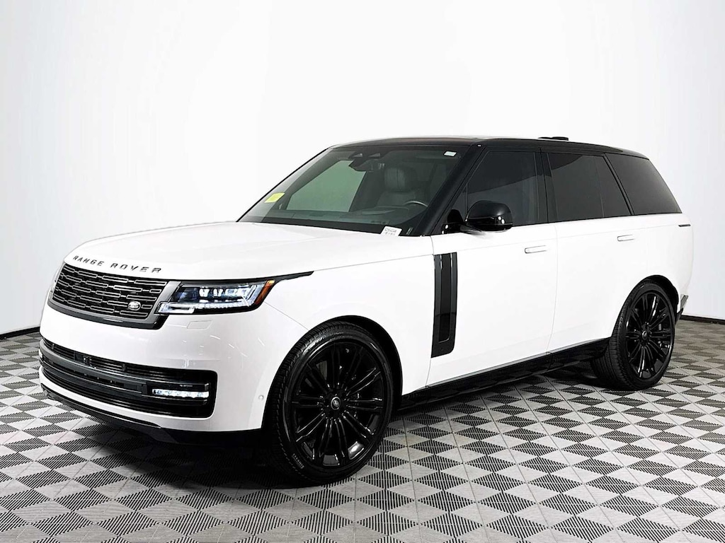 Used 2024 Land Rover Range Rover P530 SE SUV