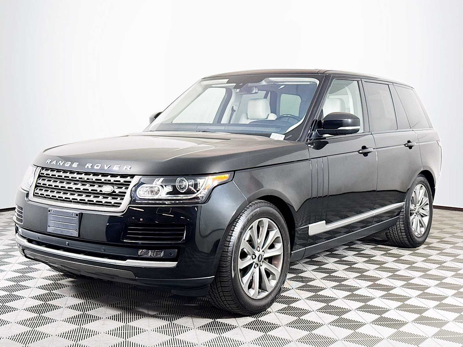 2016 Land Rover Range Rover V6 Supercharged's photo