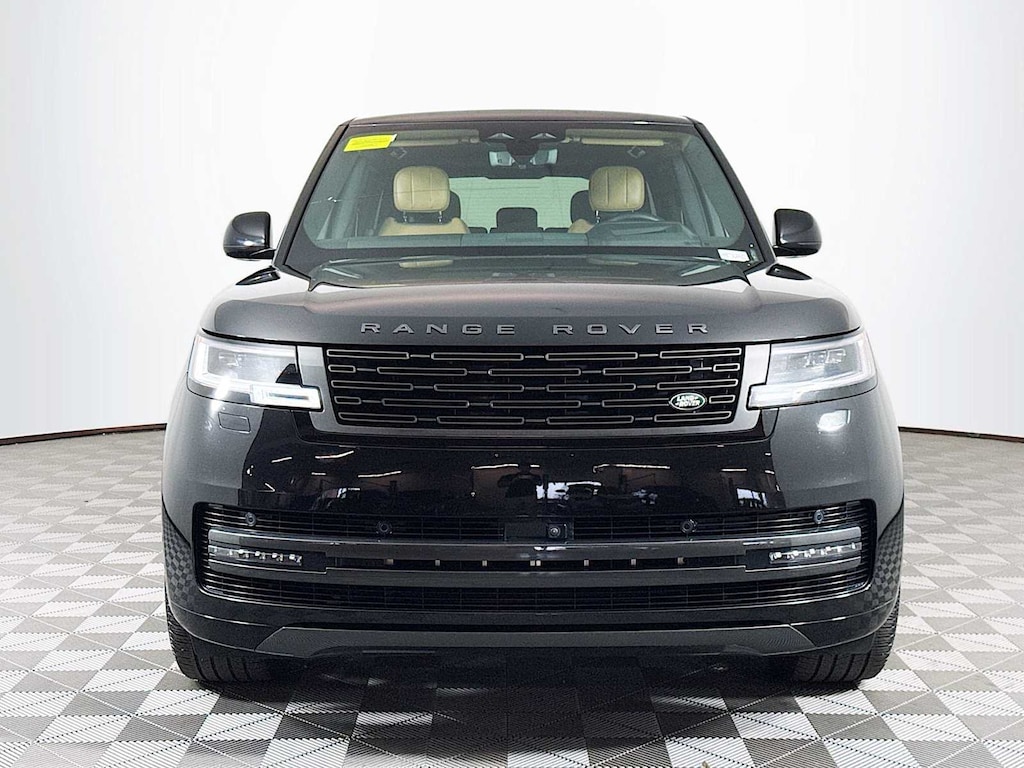 Certified 2026 Land Rover Range Rover P530 SE 7 Seat SUV