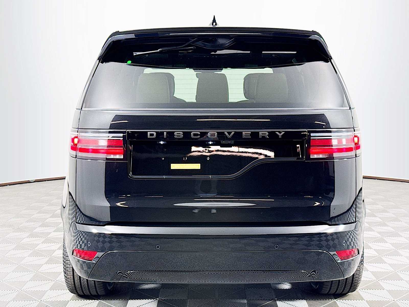 2025 Land Rover Discovery Dynamic SE - Photo 6