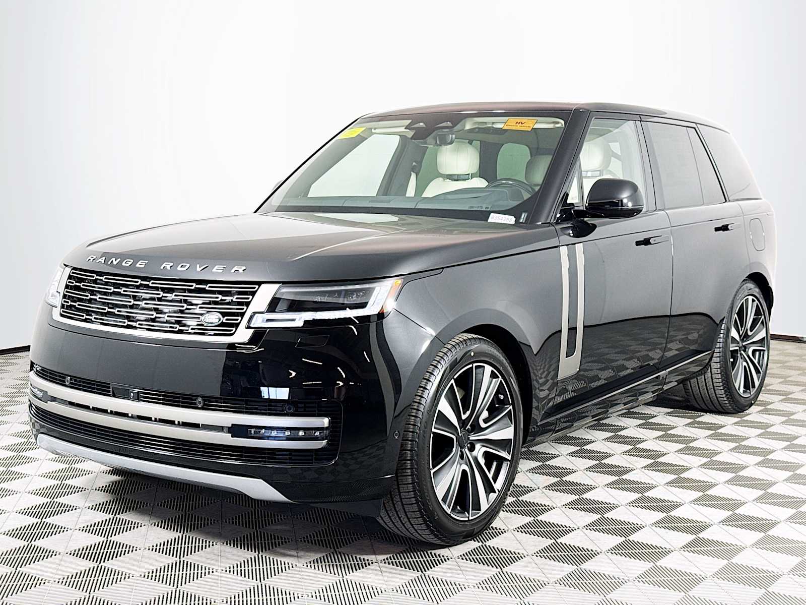 2026 Land Rover Range Rover P550e SE AWD