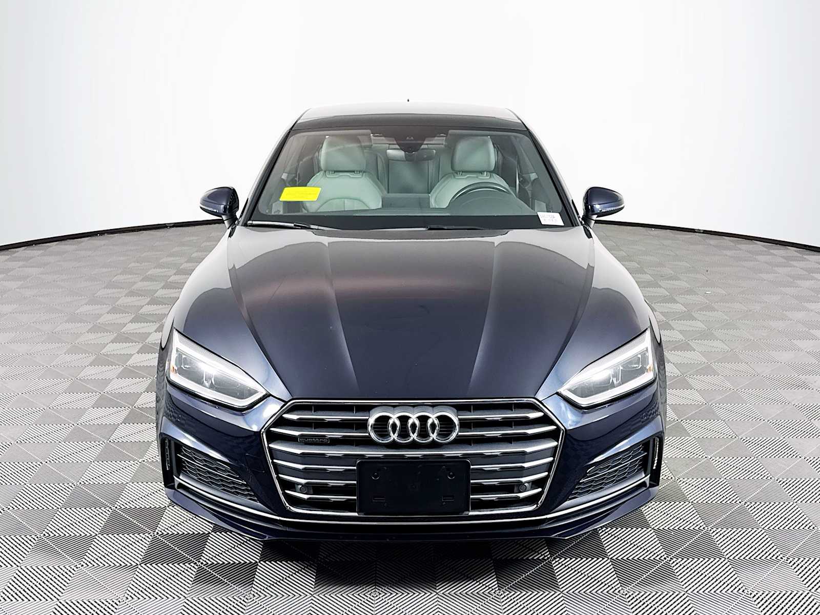2018 Audi A5 Premium Plus photo 2