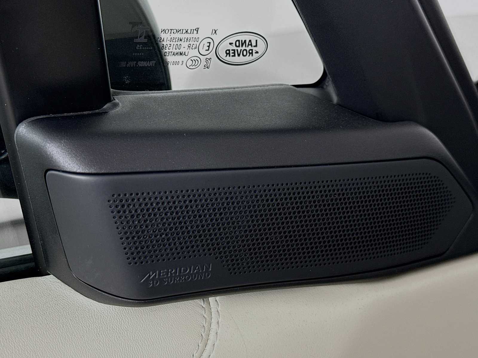 2026 Land Rover Range Rover SE - Photo 20