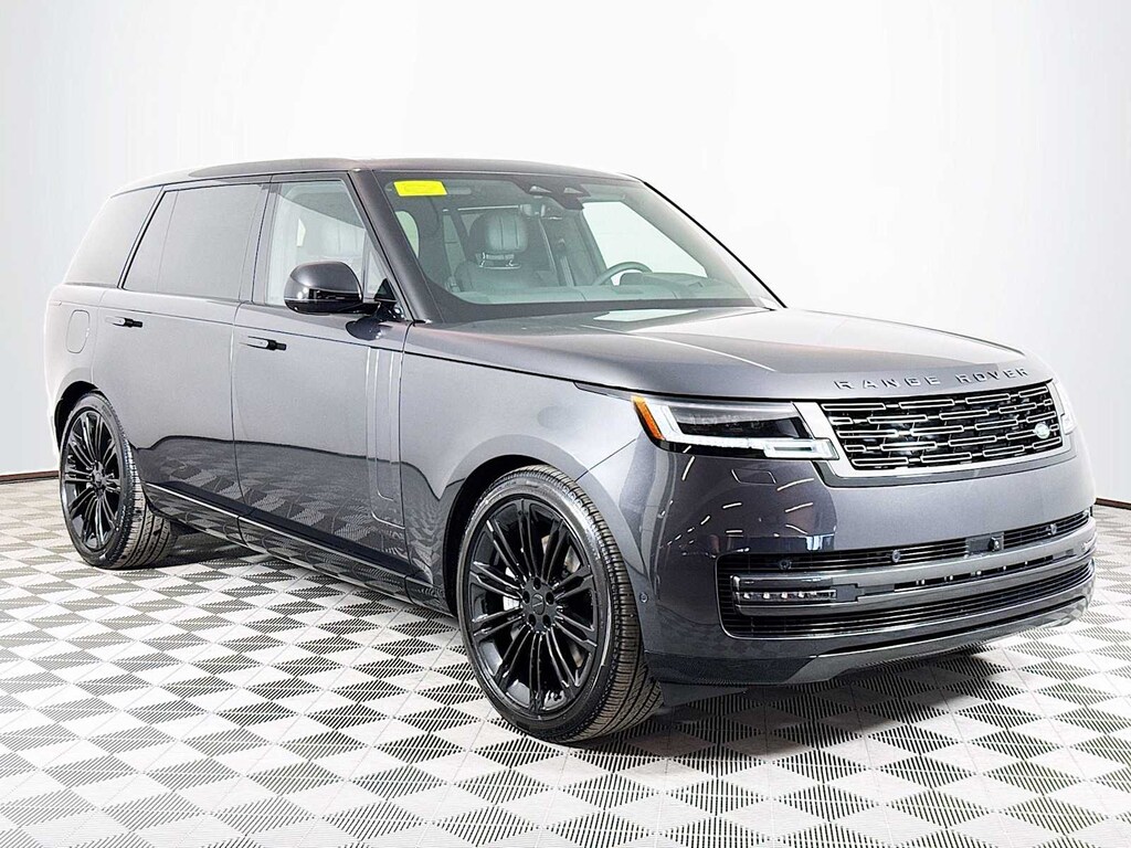 New 2026 Land Rover Range Rover SE LWB 7-Seats / V8 SUV