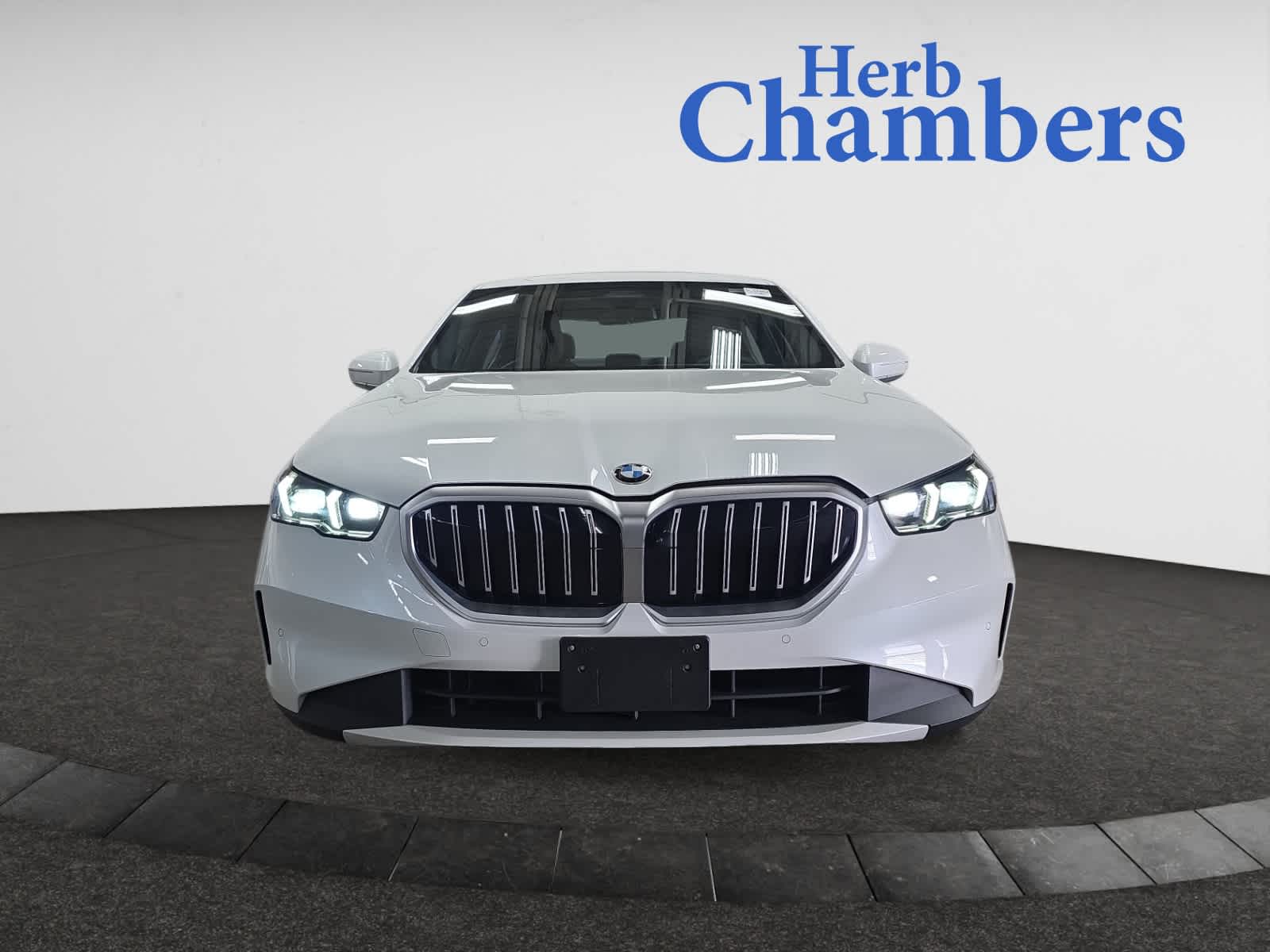 2025 Bmw 530i xDrive photo 2