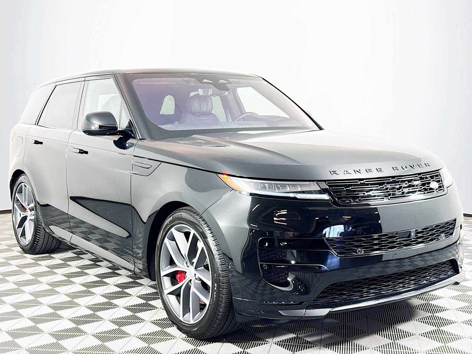 2023 Land Rover Range Rover Sport P530 First Edition photo 3