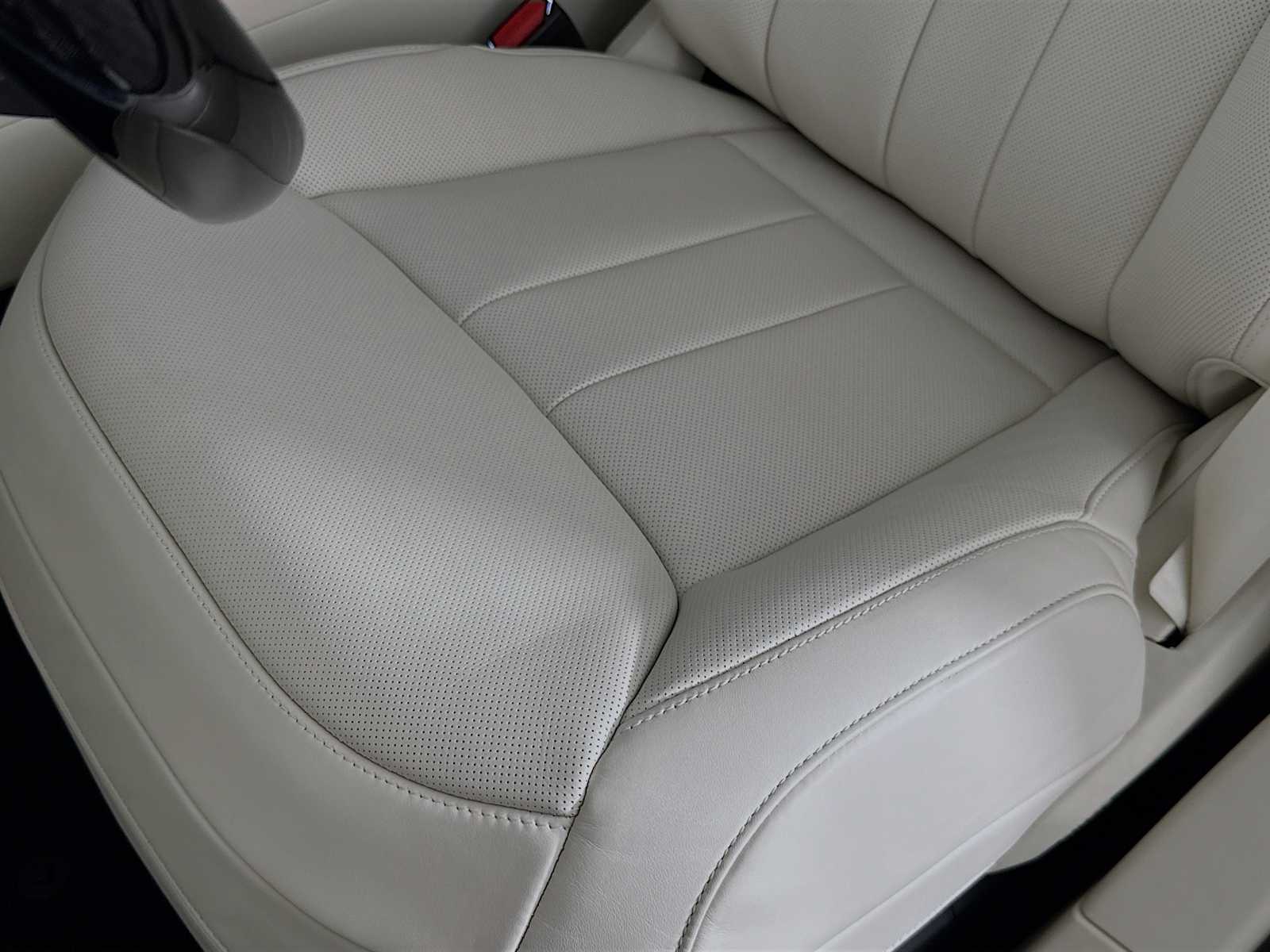 2026 Land Rover Range Rover SE - Photo 21