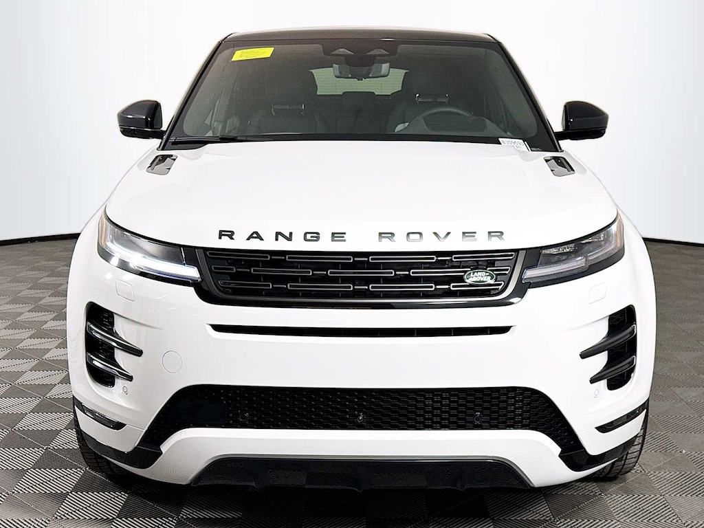 New 2026 Land Rover Range Rover Evoque Dynamic SE SUV