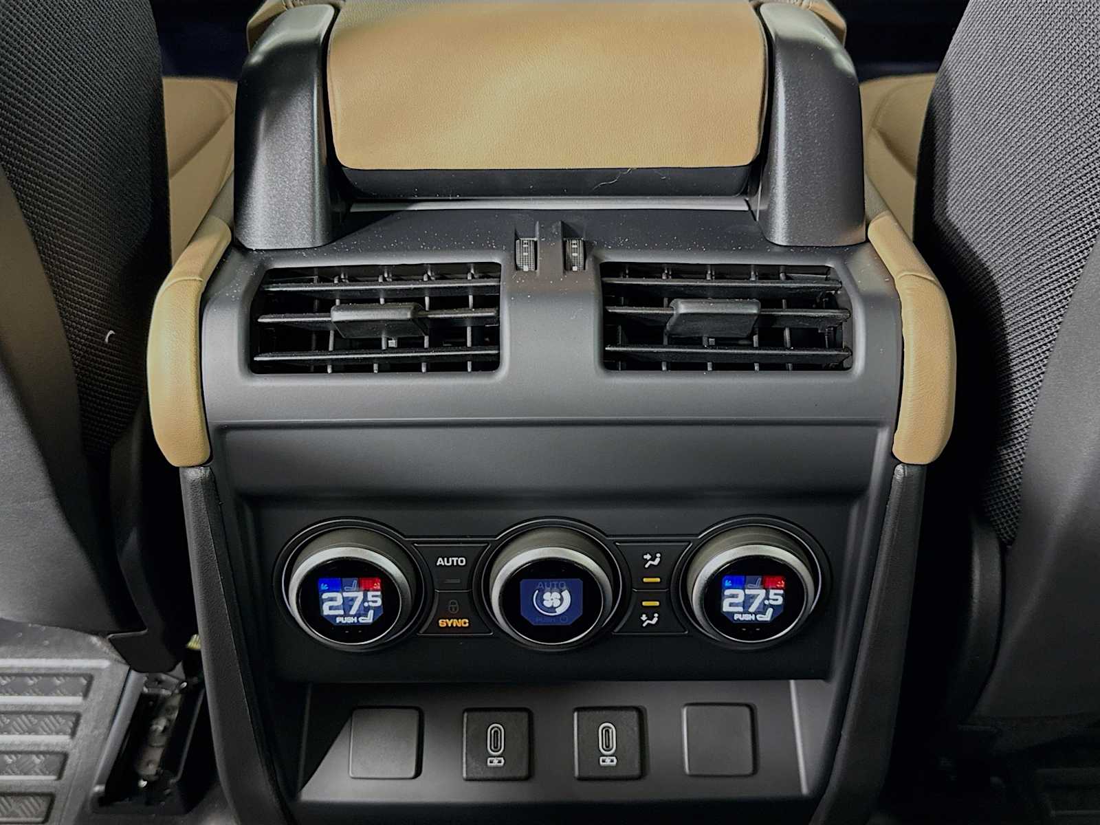 2026 Land Rover Defender X - Photo 23