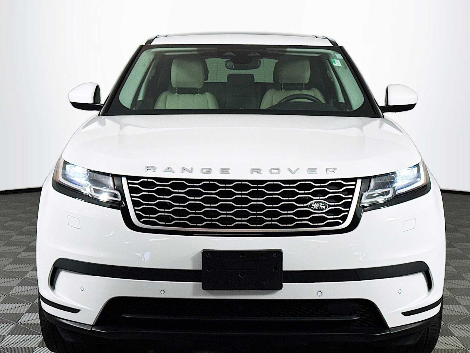 2023 Land Rover Range Rover Velar S photo 2