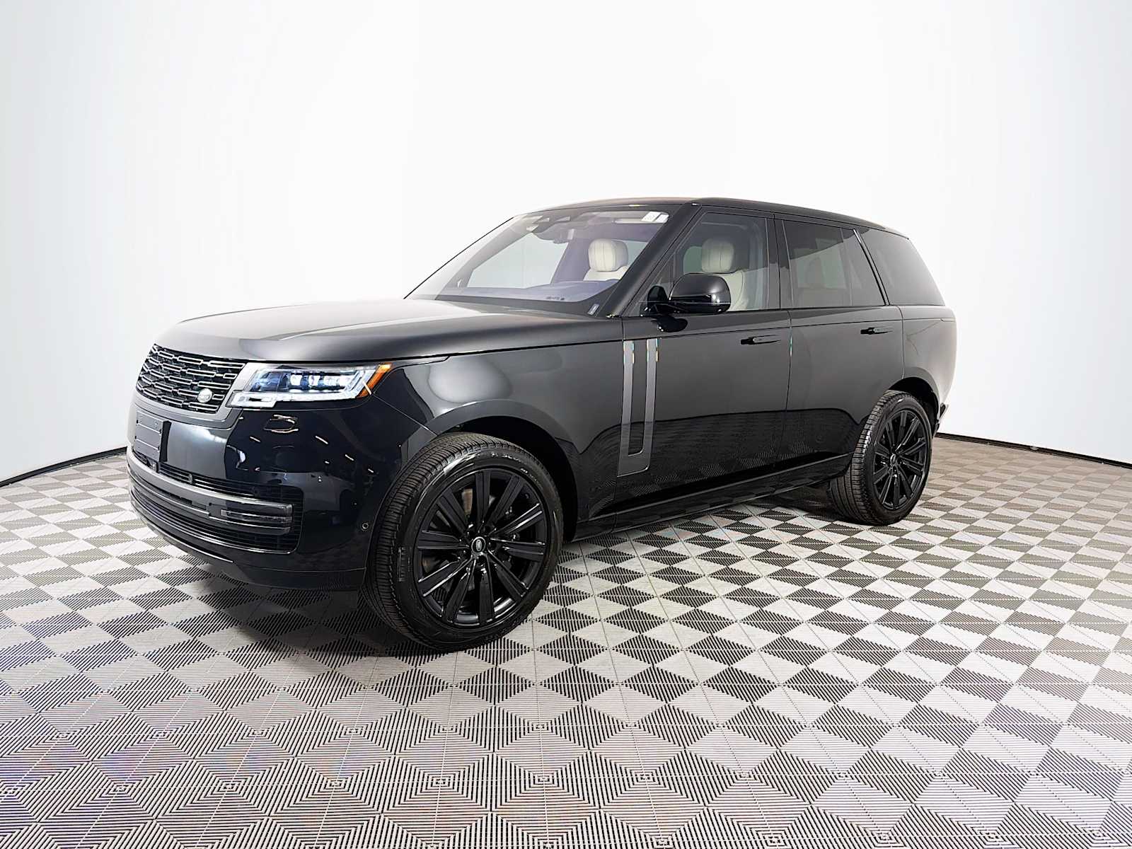 2023 Land Rover Range Rover 4.4 SE SWB's photo