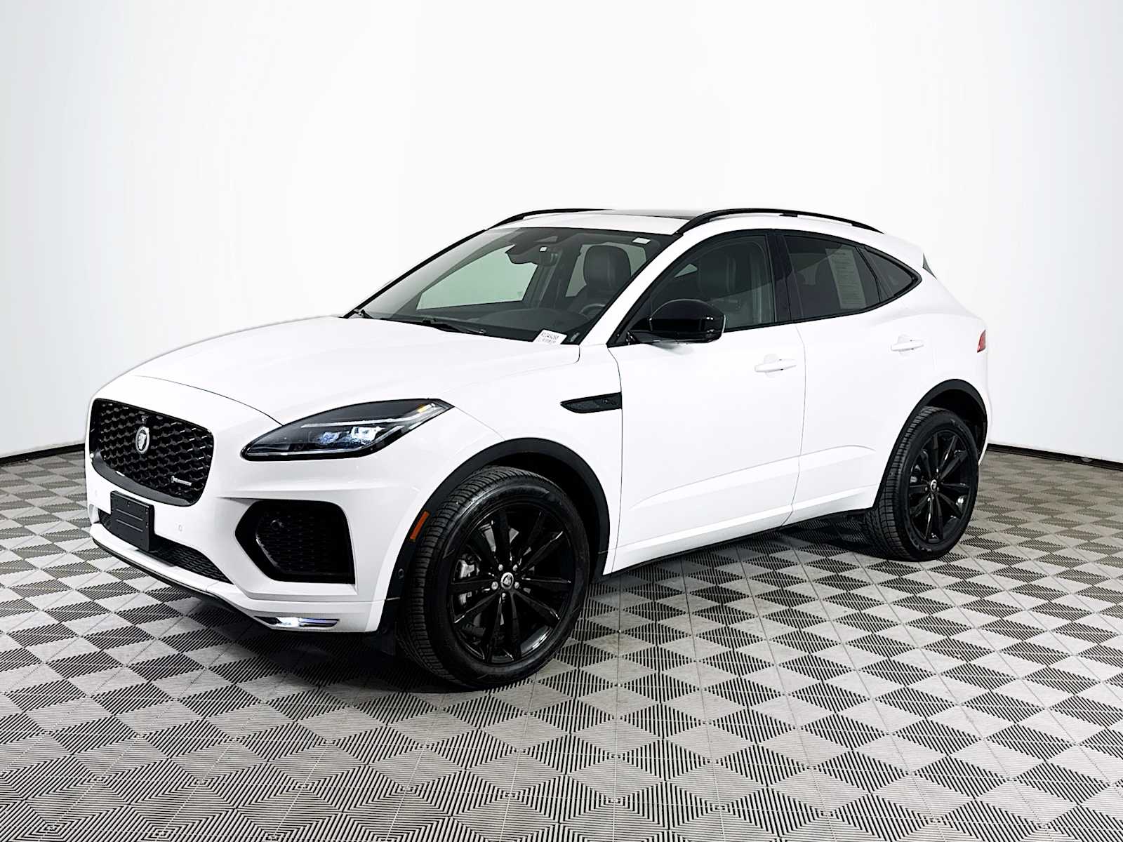 2024 Jaguar E-PACE P250 R-Dynamic SE AWD