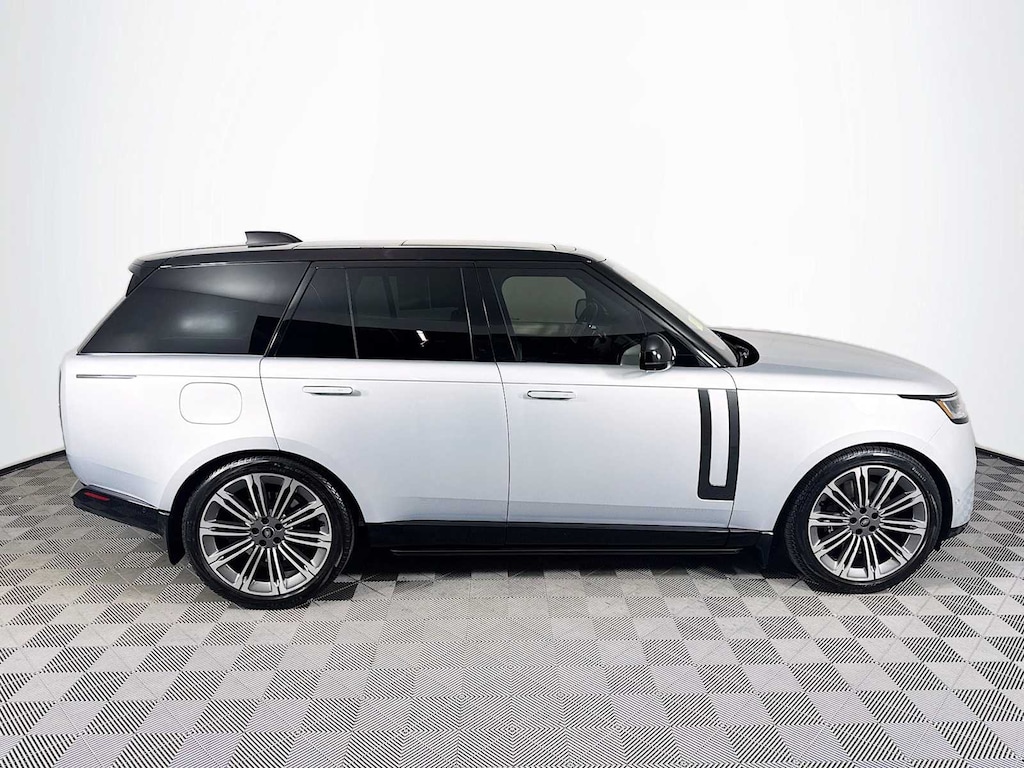 Used 2023 Land Rover Range Rover P530 SE SUV