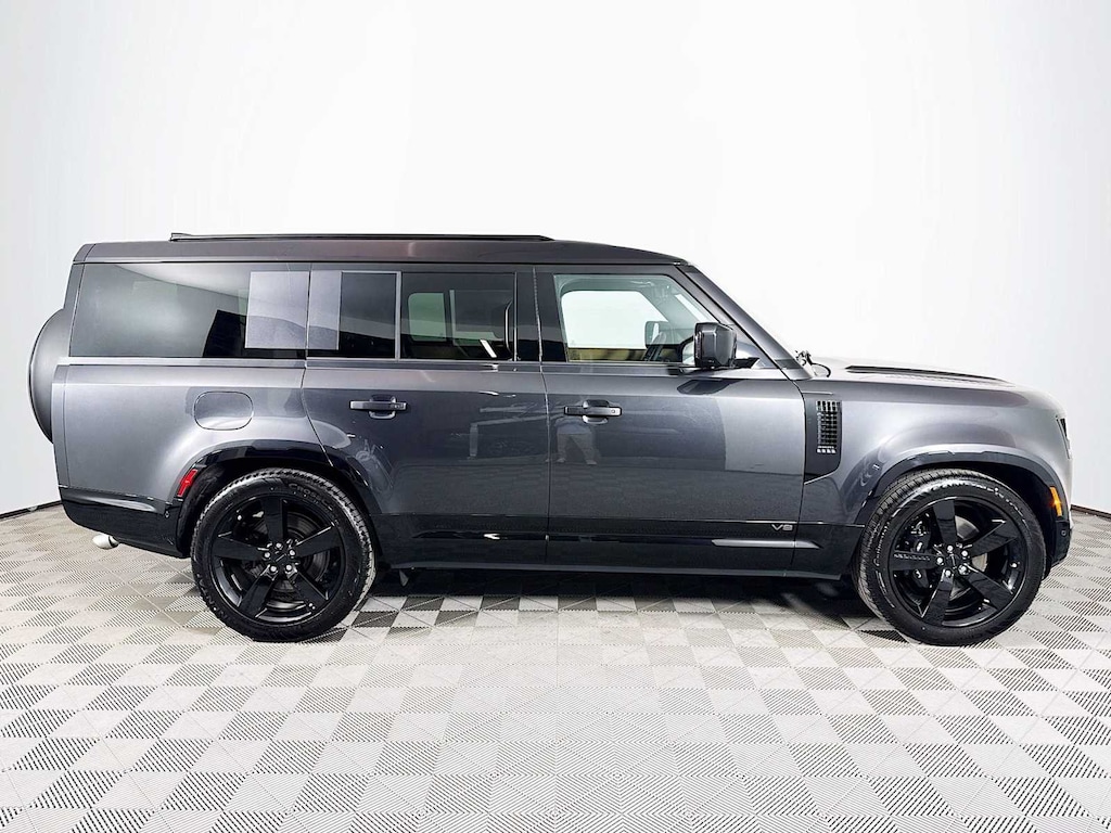 New 2026 Land Rover Defender 130 V8 SUV