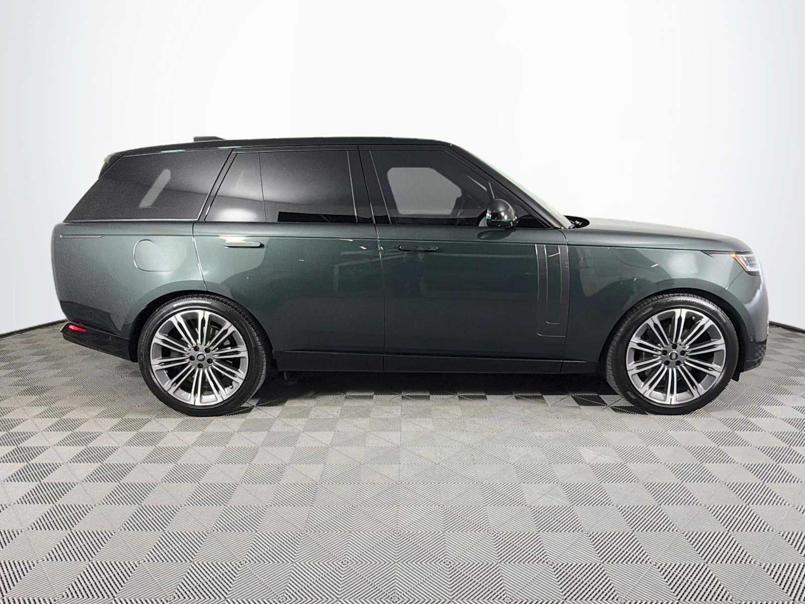 Certified 2025 Land Rover Range Rover P530 SE SUV