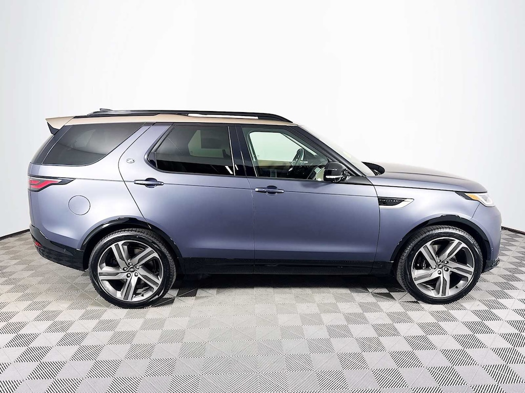 New 2026 Land Rover Discovery Tempest Edition SUV