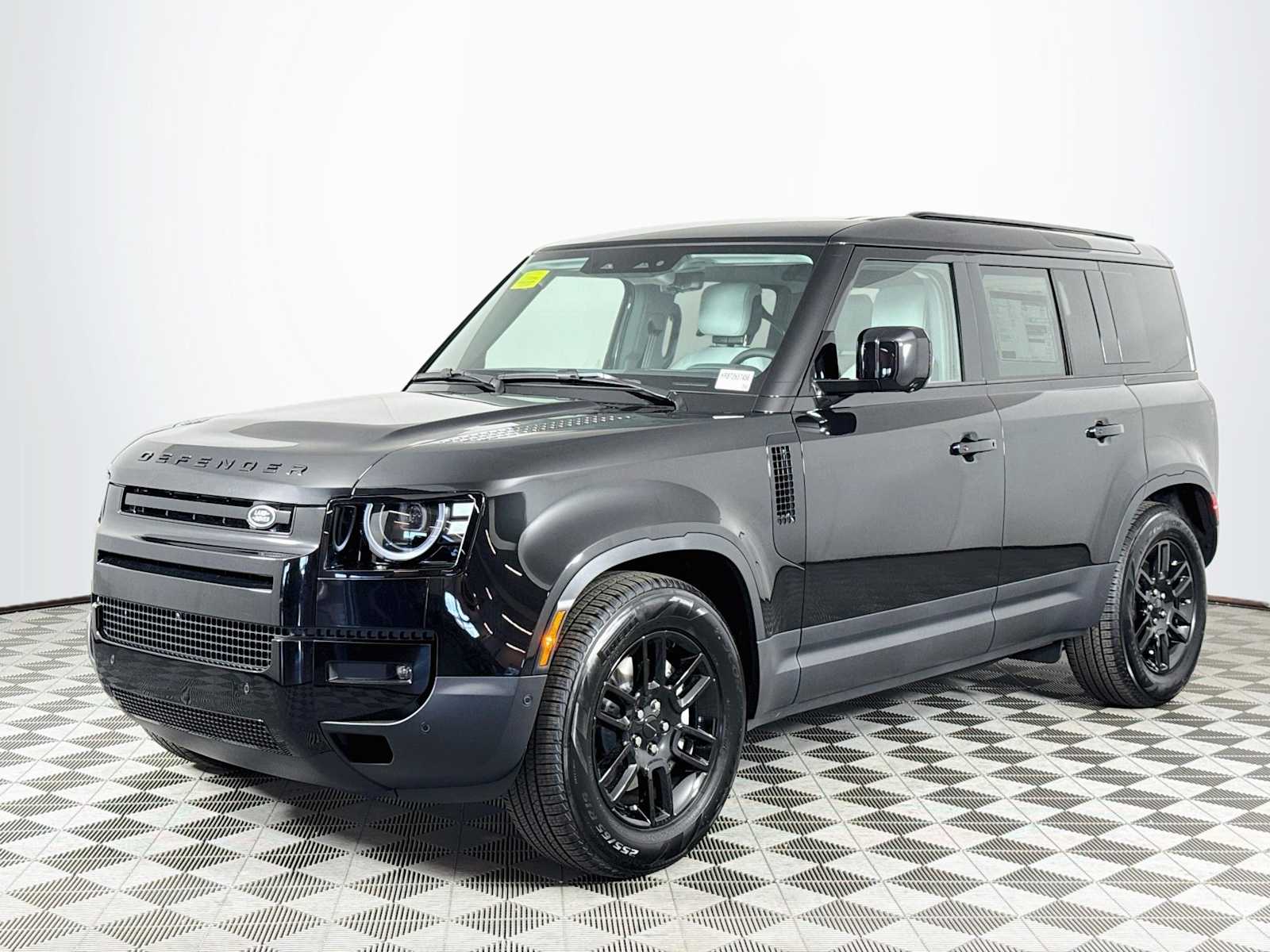  Land Rover Defender 110